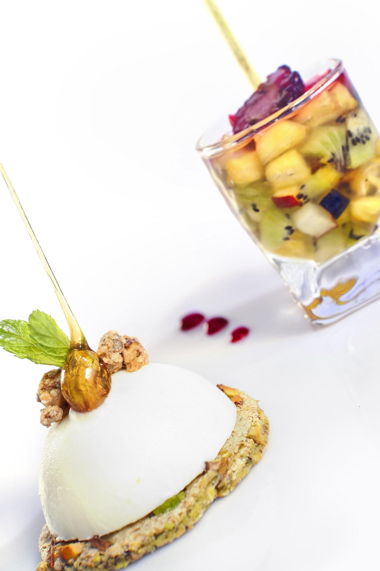 Sun City Hotel - The Gabriel Cairo Exterior foto A fruit salad