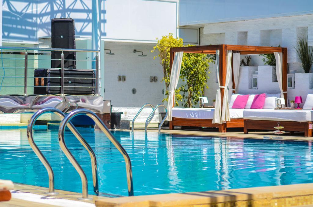 Sun City Hotel - The Gabriel Cairo Exterior foto The pool at the W South Beach