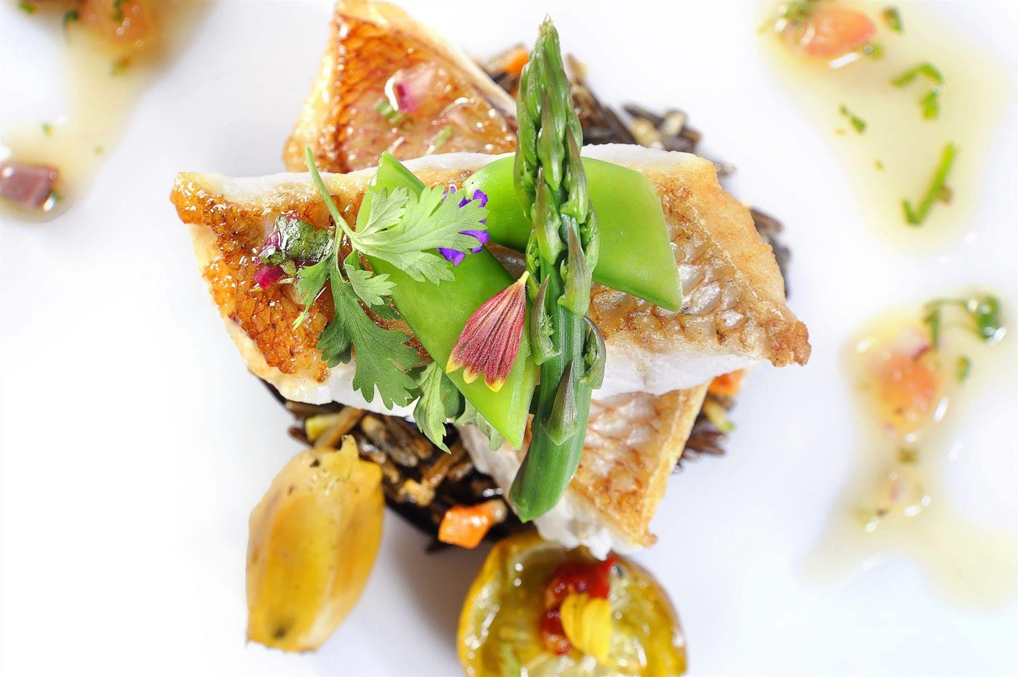 Sun City Hotel - The Gabriel Cairo Exterior foto A dish prepared by the restaurant